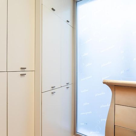 Central Market Lux Apartment Валенсия Экстерьер фото